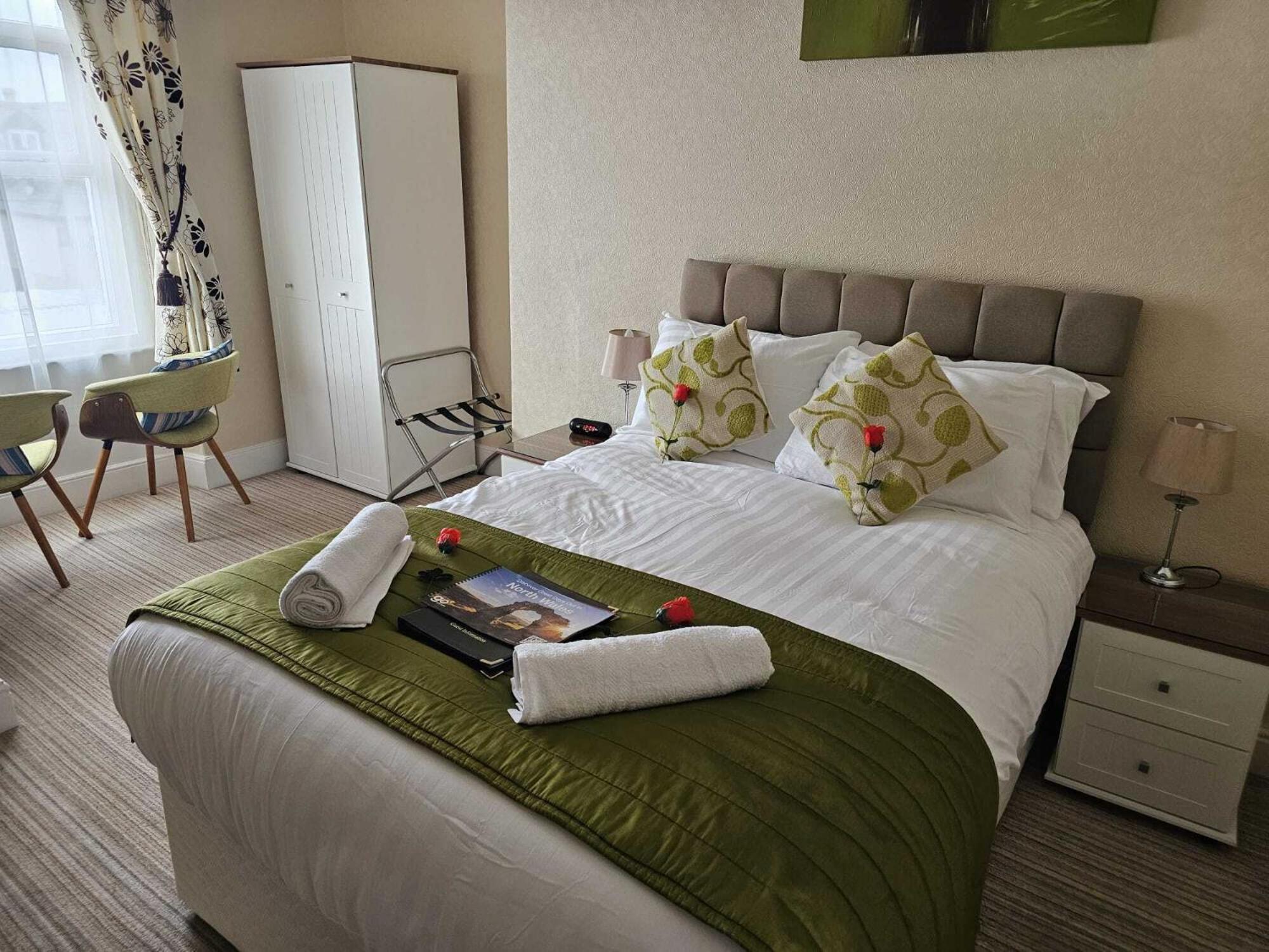 St. Hilary Guest House Llandudno Bilik gambar